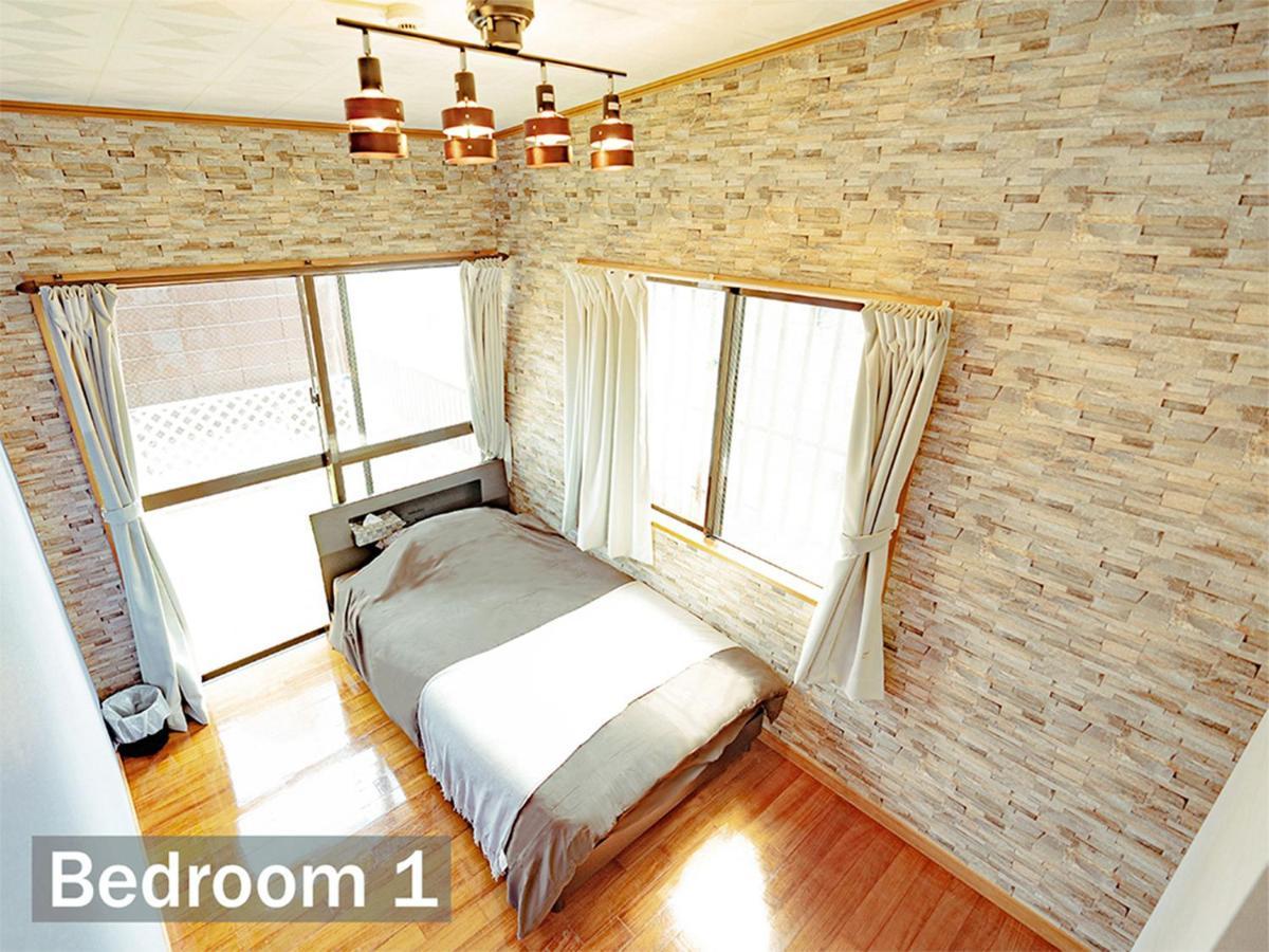 Terrace House Tsubokawa Naha Exterior foto